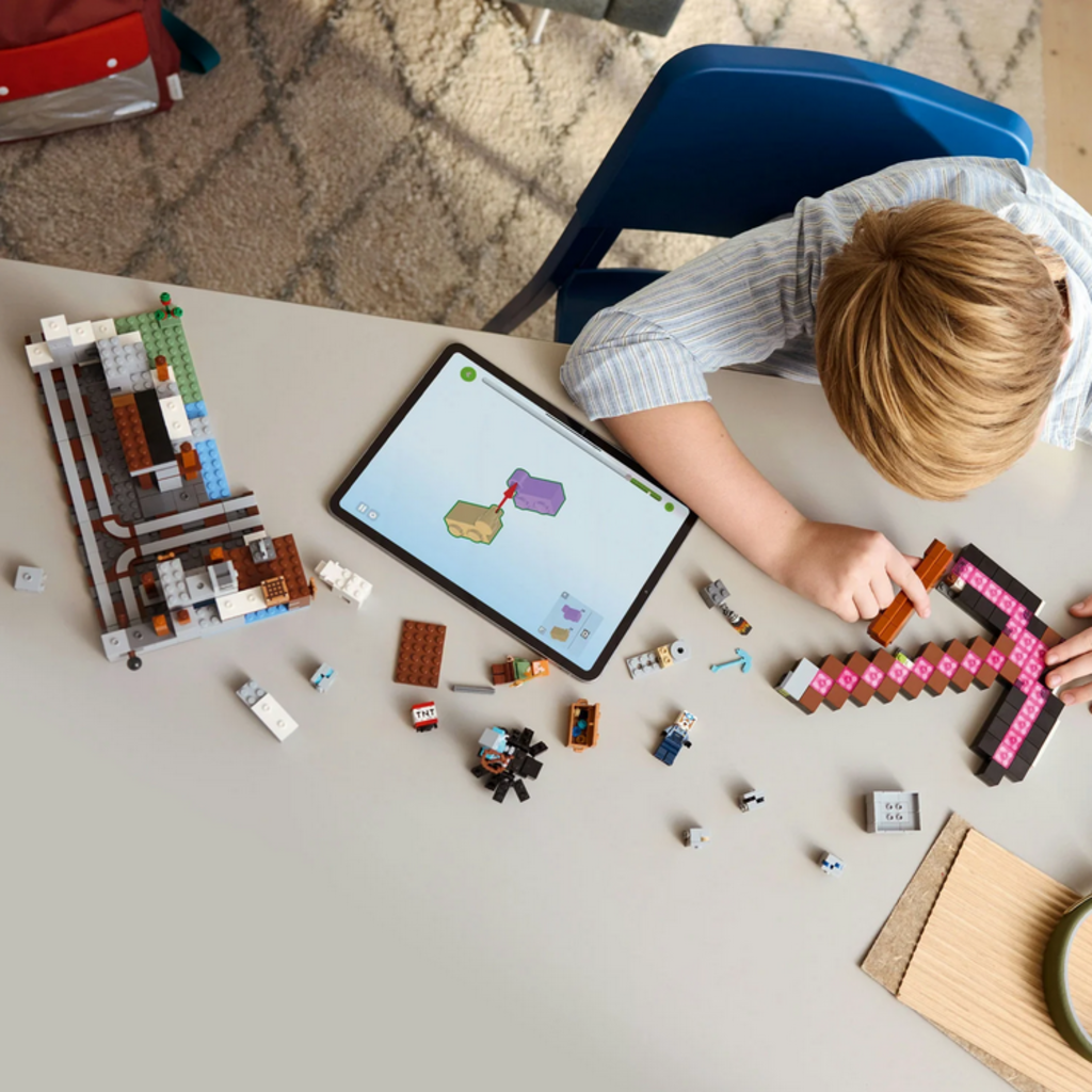 LEGO THE PICKAXE MINE