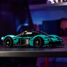LEGO ASTON MARTIN VALKYRIE