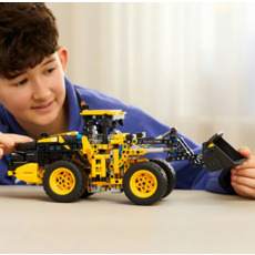 LEGO VOLVO L120 ELECTRIC WHEEL LOADER