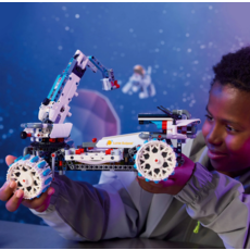 LEGO LUNAR OUTPOST MOON ROVER SPACE VEHICLE