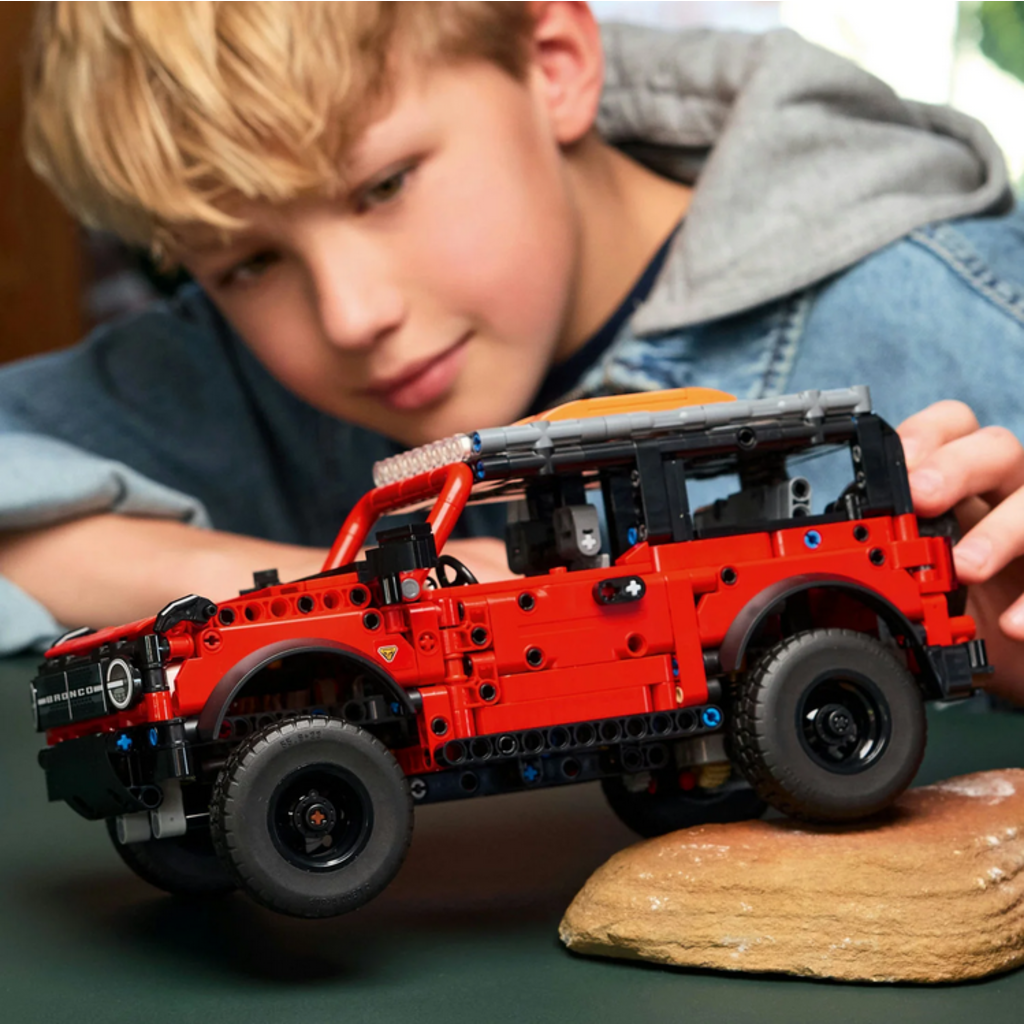 LEGO FORD BRONCO SUV
