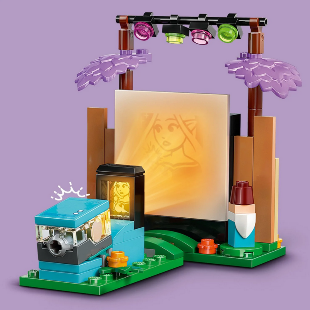 LEGO FRIENDSHIP MOVIE NIGHT