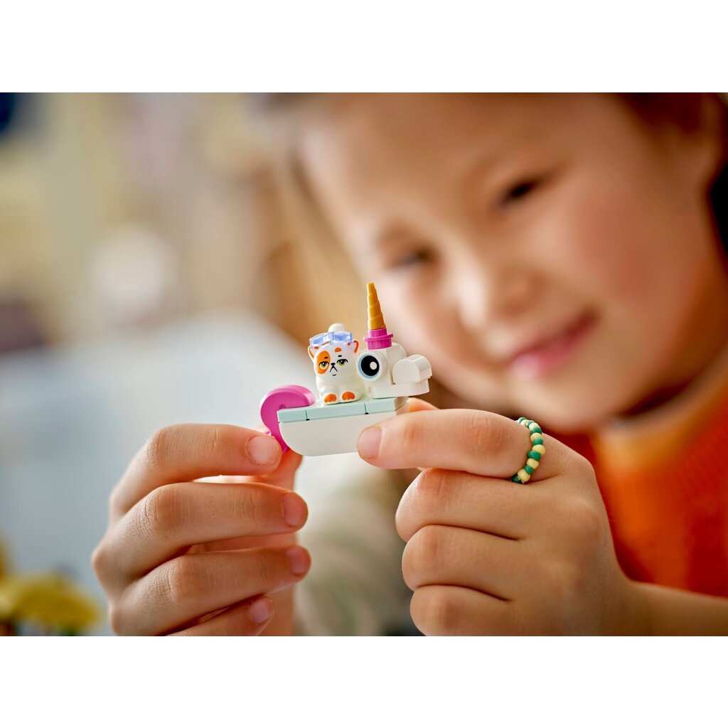 LEGO UNICORN & FLAMINGO POOL PARTY