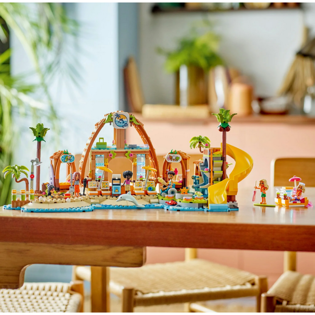 LEGO FAMILY VACATION BEACH RESORT