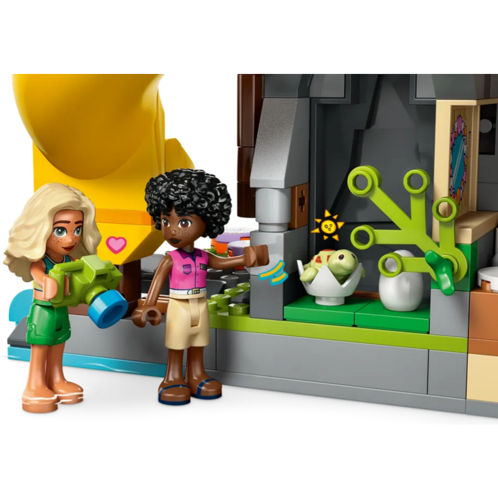 LEGO FAMILY VACATION BEACH RESORT