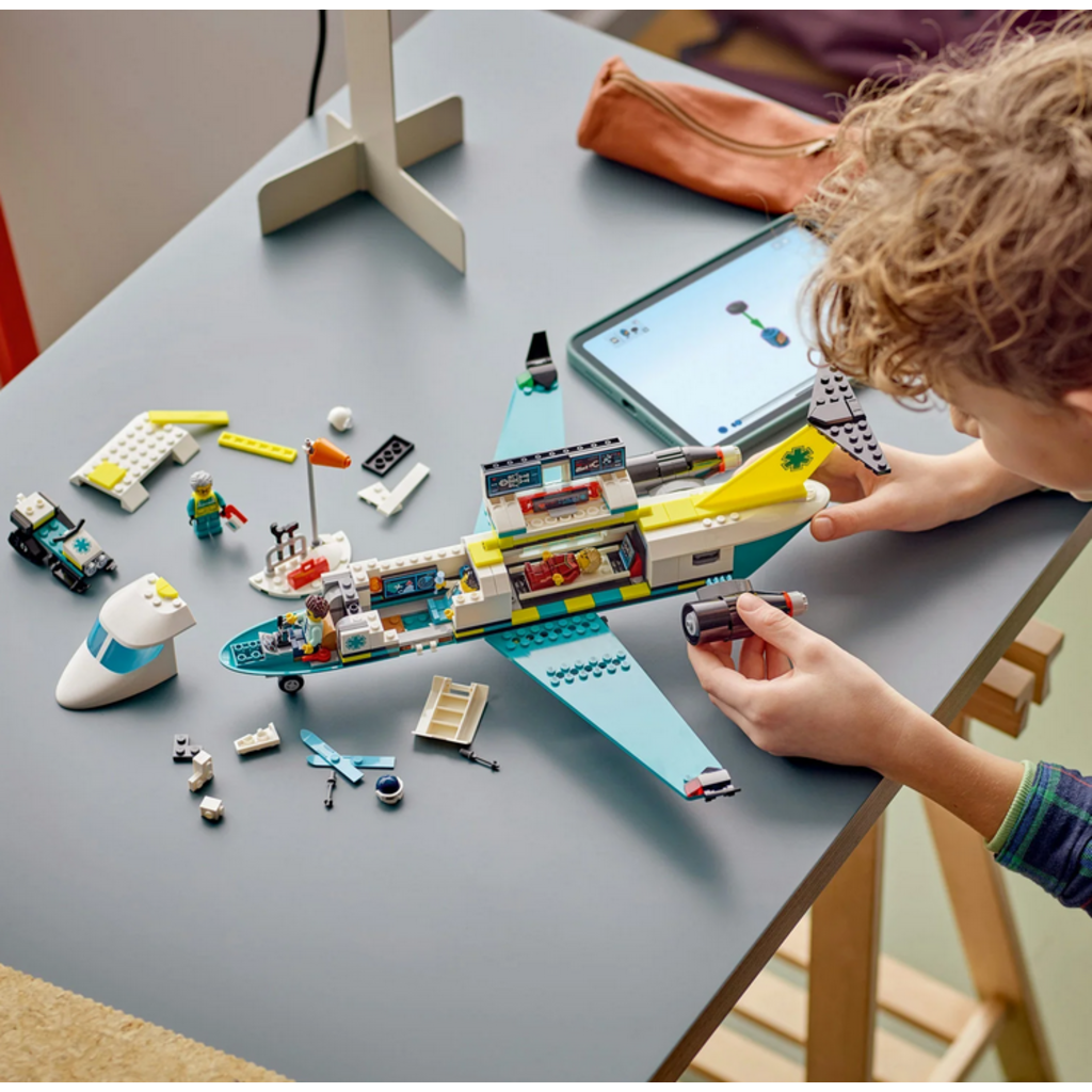 LEGO EMERGENCY AIR AMBULANCE AIRPLANE