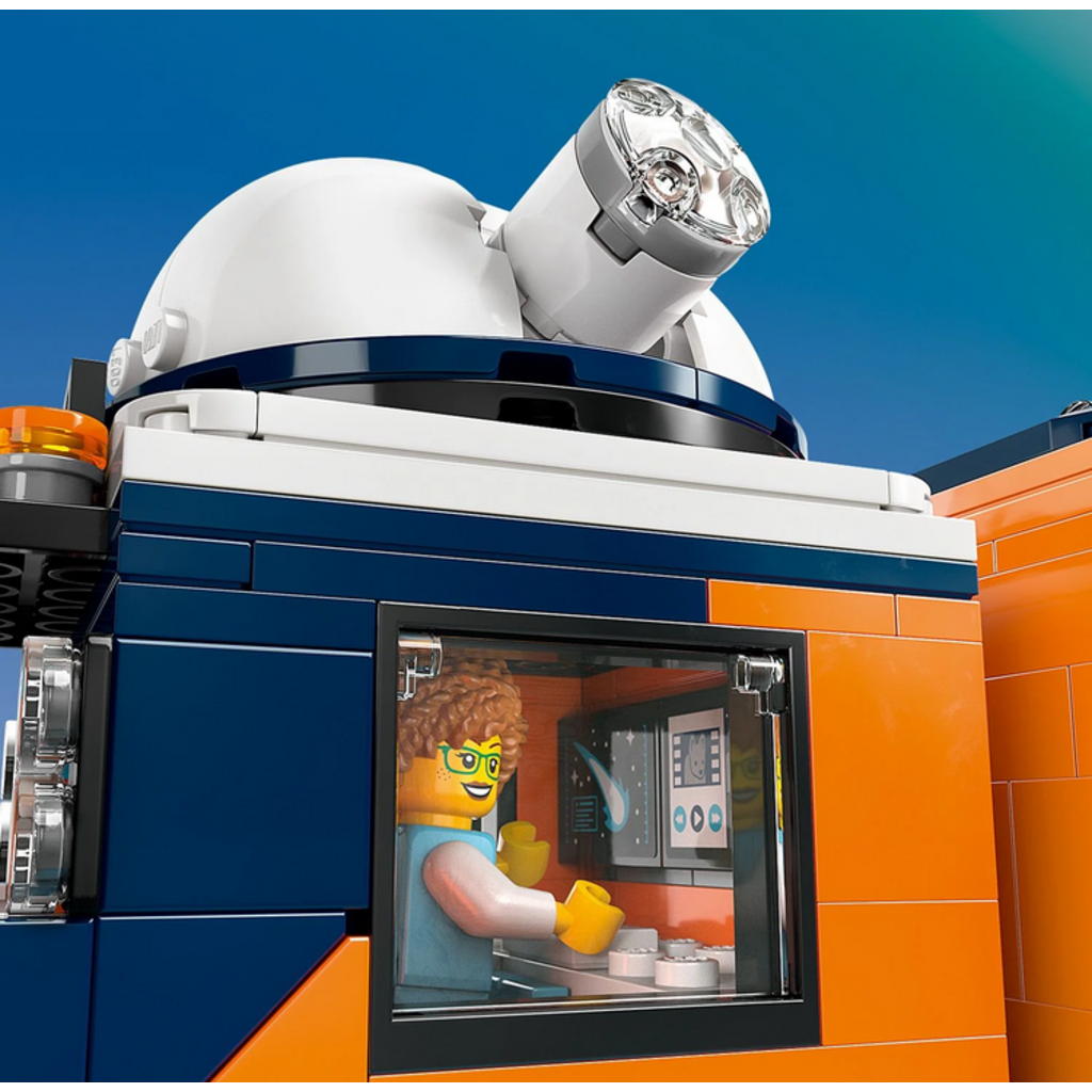 LEGO ARCTIC EXPLORER SCIENCE LAB TRUCK