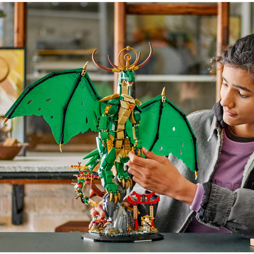 LEGO THE GUARDIAN DRAGON