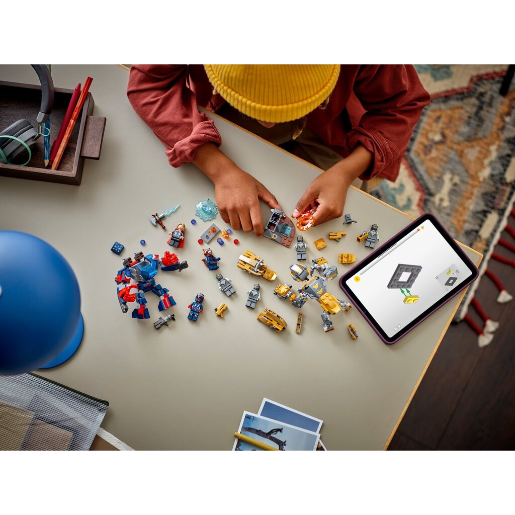 LEGO AVENGERS: ENDGAME THOR VS. CHITAURI