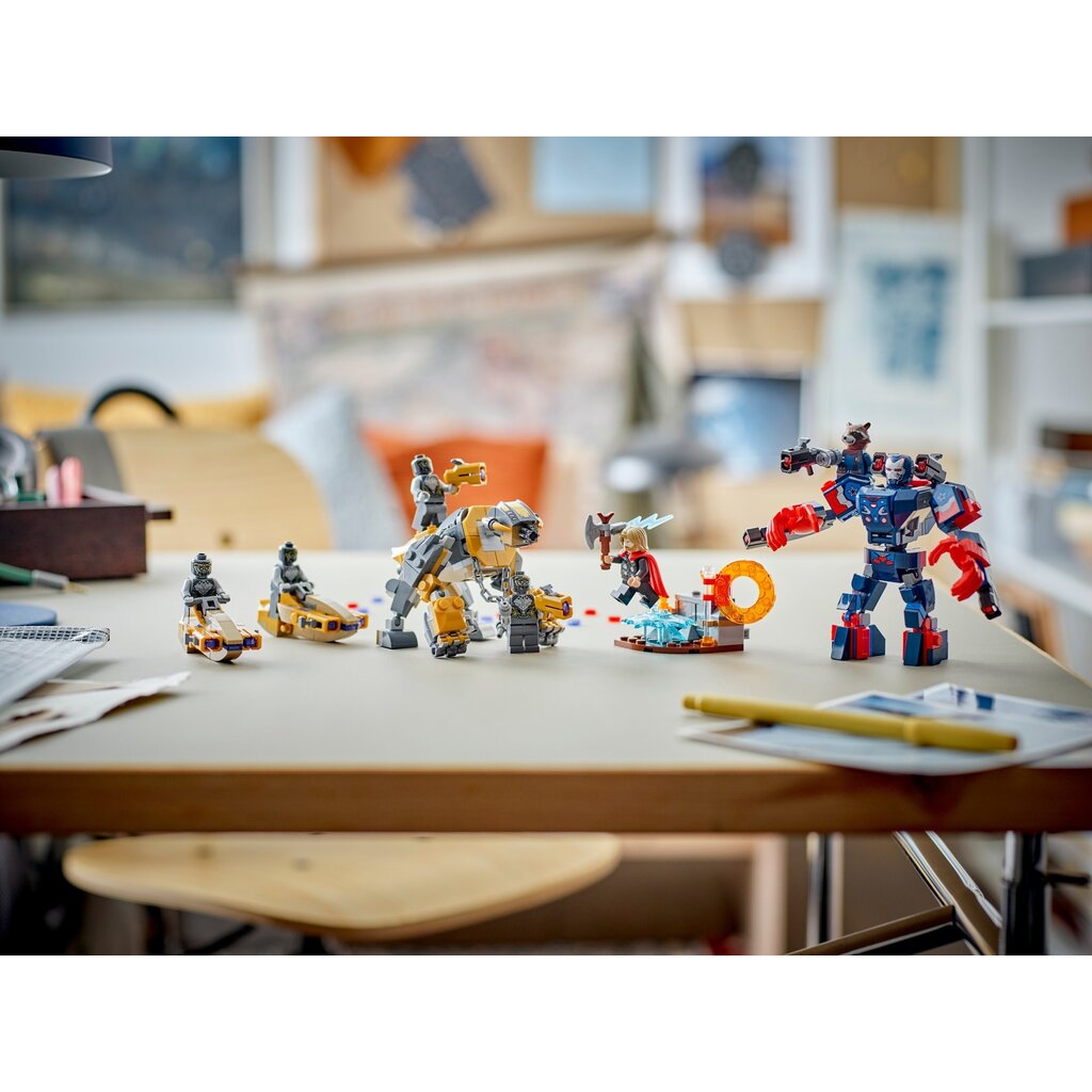 LEGO AVENGERS: ENDGAME THOR VS. CHITAURI