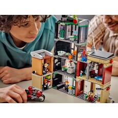 LEGO SPIDER-MAN VS. OSCORP