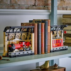 LEGO BOOK NOOK: HOGWARTS EXPRESS