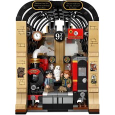 LEGO BOOK NOOK: HOGWARTS EXPRESS