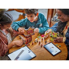 LEGO QUALITY QUIDDITCH SUPPLIES & ICE CREAM PARLOUR