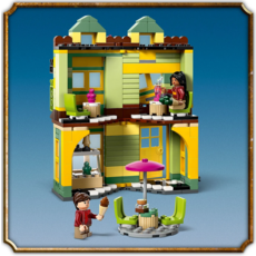 LEGO QUALITY QUIDDITCH SUPPLIES & ICE CREAM PARLOUR