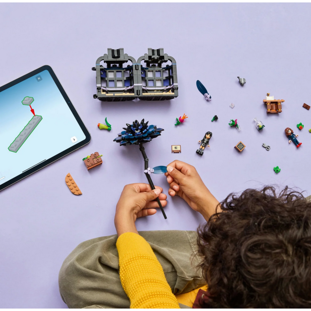 LEGO BLACK DAHLIA FLOWER