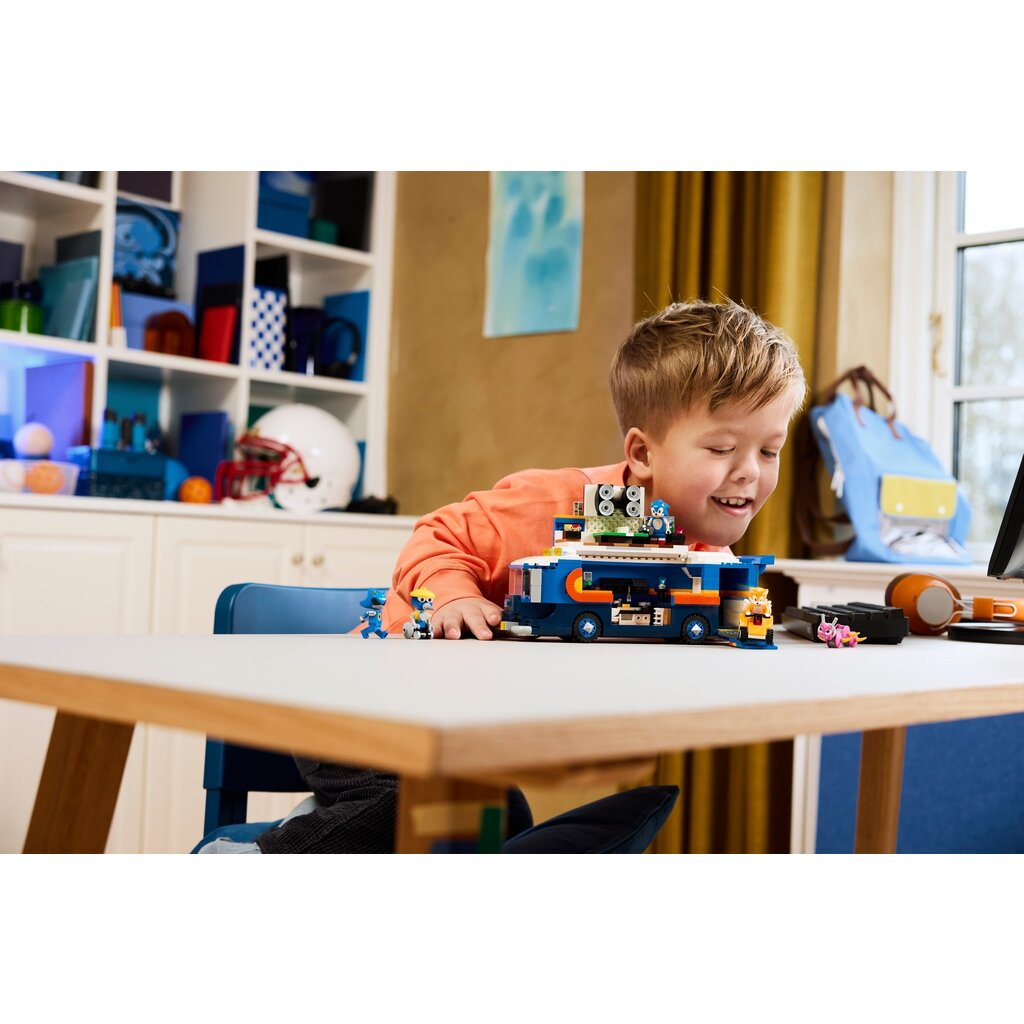 LEGO TEAM SONIC COMMAND TRUCK