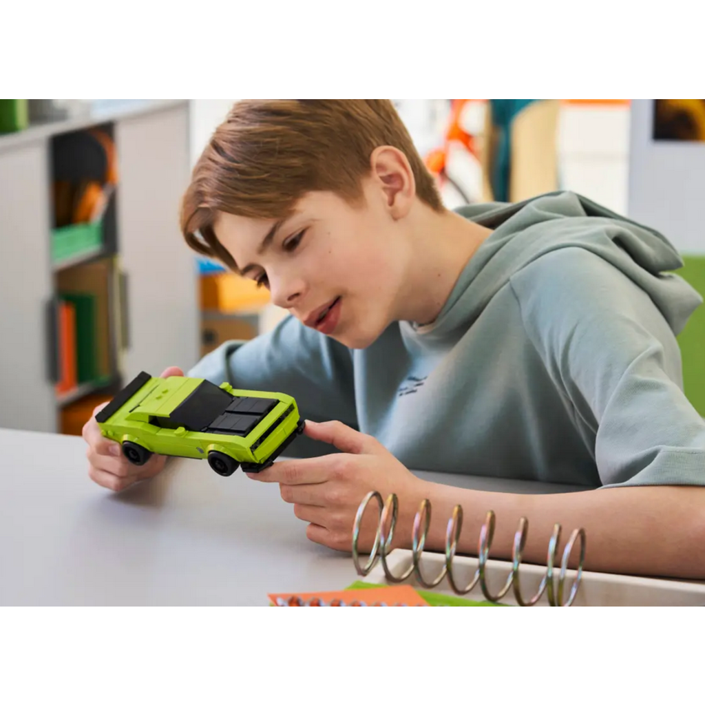 LEGO DODGE CHALLENGER SRT HELLCAT