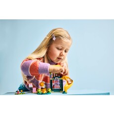 LEGO PLAYGROUND FUN WITH BLUEY AND CHLOE