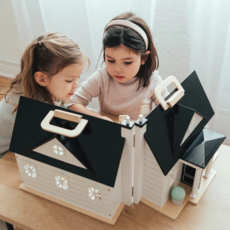 WONDER & WISE HOME SWEET HOME DOLLHOUSE