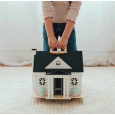 WONDER & WISE HOME SWEET HOME DOLLHOUSE