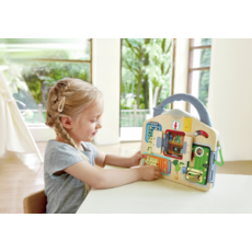 HAPE LOCK & LEARN PLAYBOARD