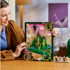 LEGO EMERALD CITY WALL ART