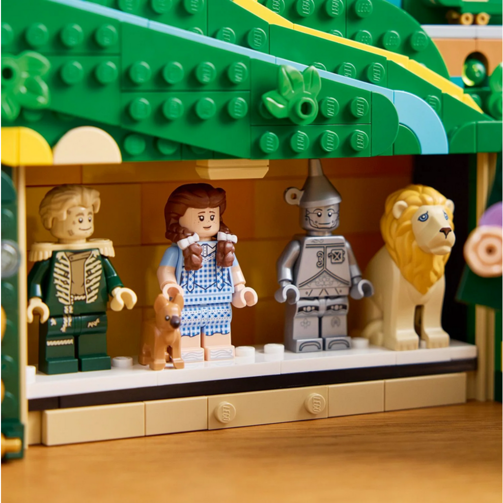 LEGO EMERALD CITY WALL ART