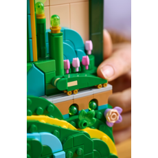 LEGO EMERALD CITY WALL ART