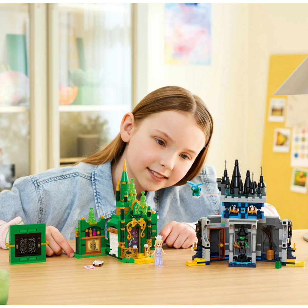 LEGO EMERALD CITY & KIAMO KO CASTLE
