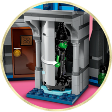 LEGO EMERALD CITY & KIAMO KO CASTLE