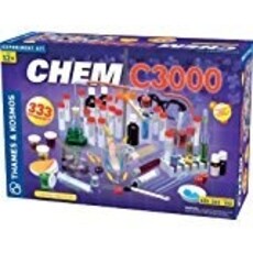 THAMES & KOSMOS CHEM C3000 CHEMISTRY SET