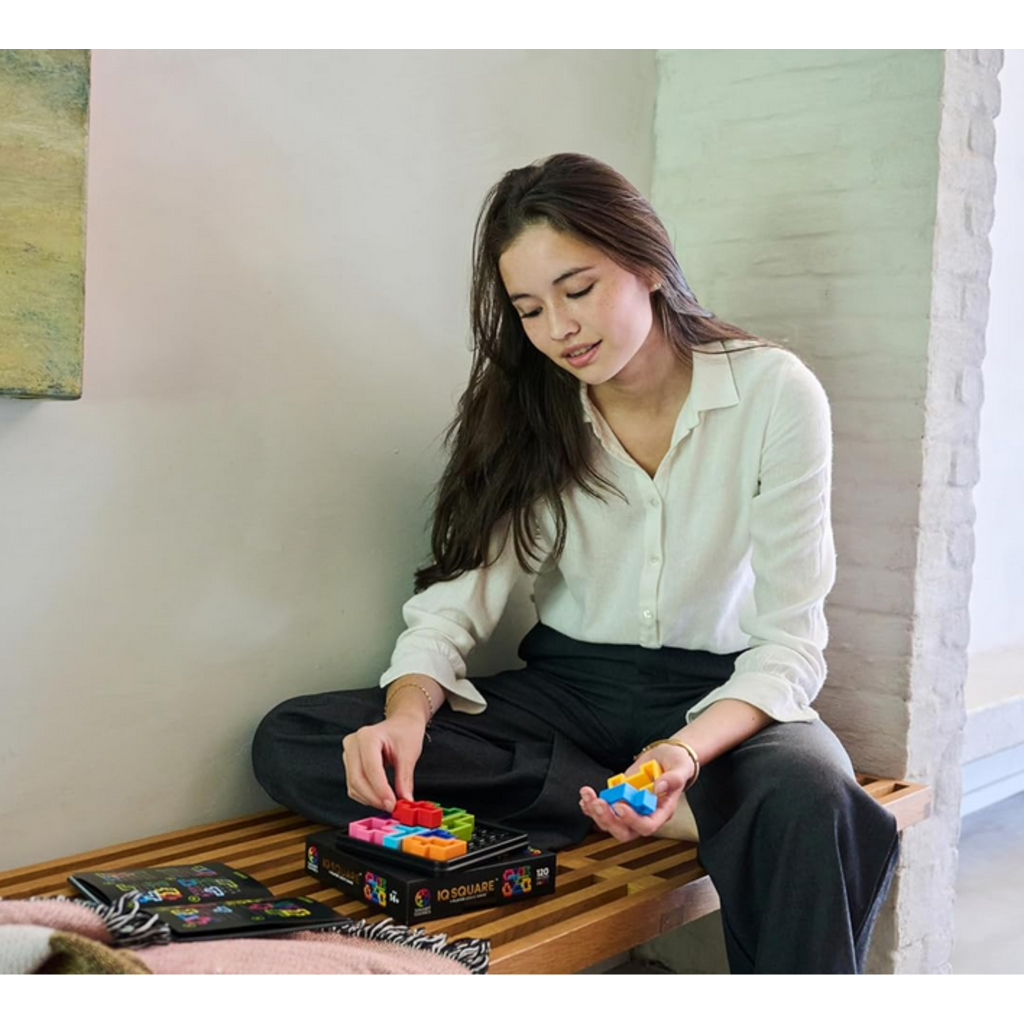 SMART TOYS AND GAMES IQ DELUXE SQUARE