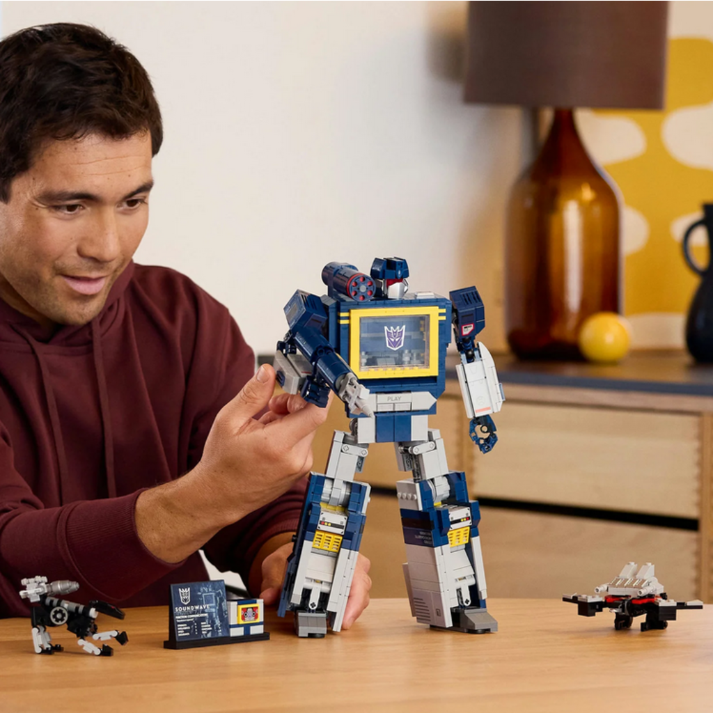 LEGO TRANSFORMERS SOUNDWAVE