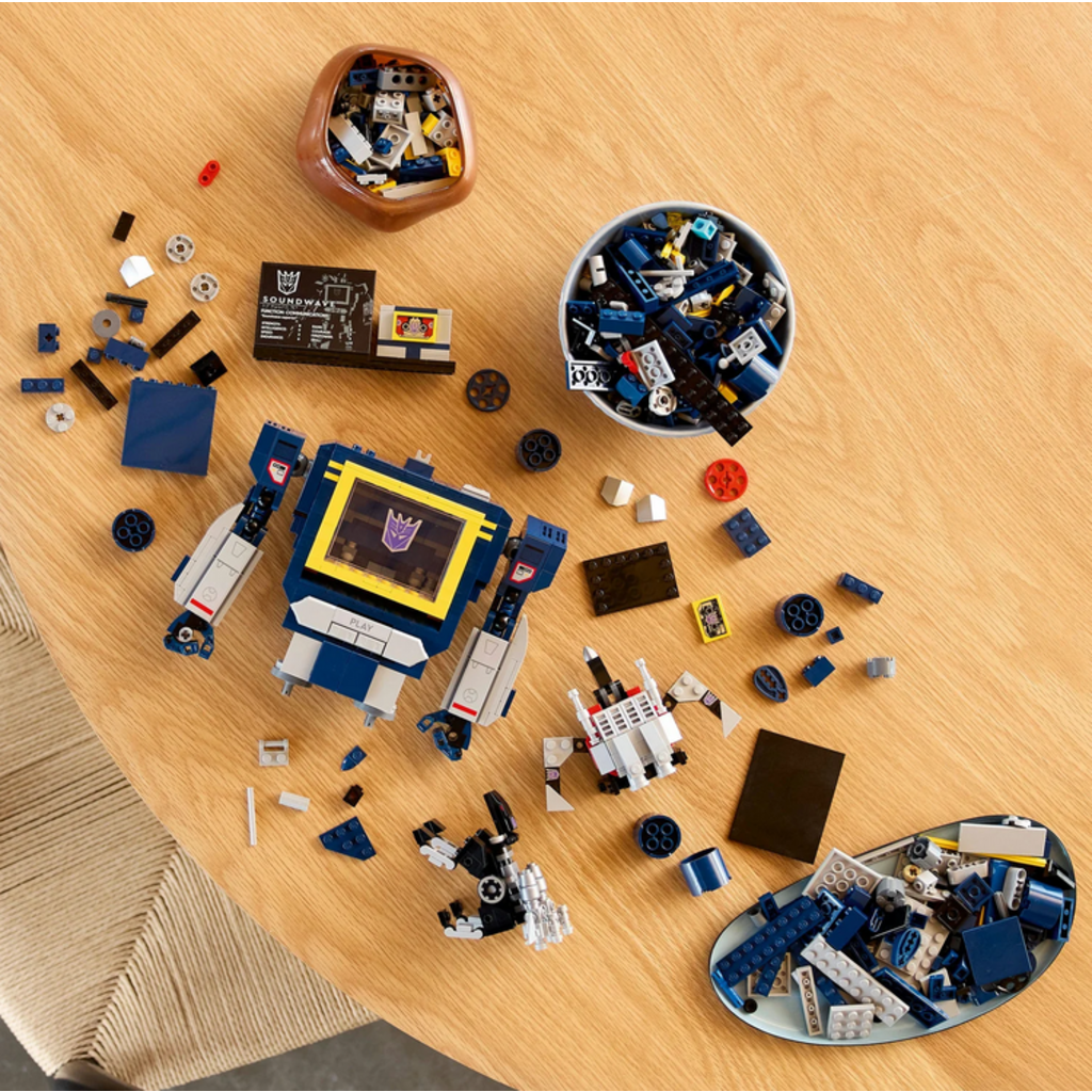 LEGO TRANSFORMERS SOUNDWAVE