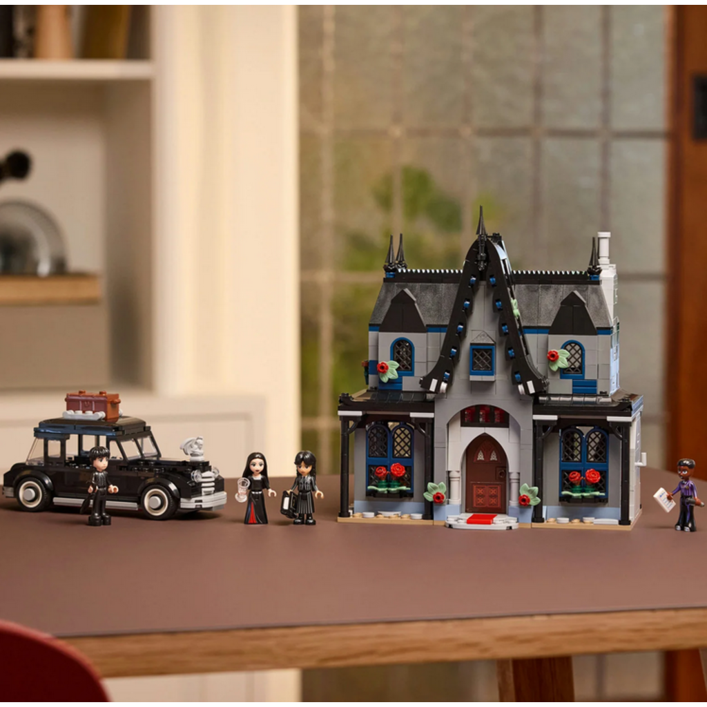 LEGO MORTICIA'S COTTAGE