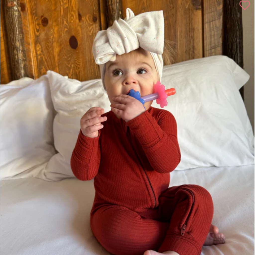 ITZY RITZY TEENSY TUBES TEETHER PINK RAINBOW