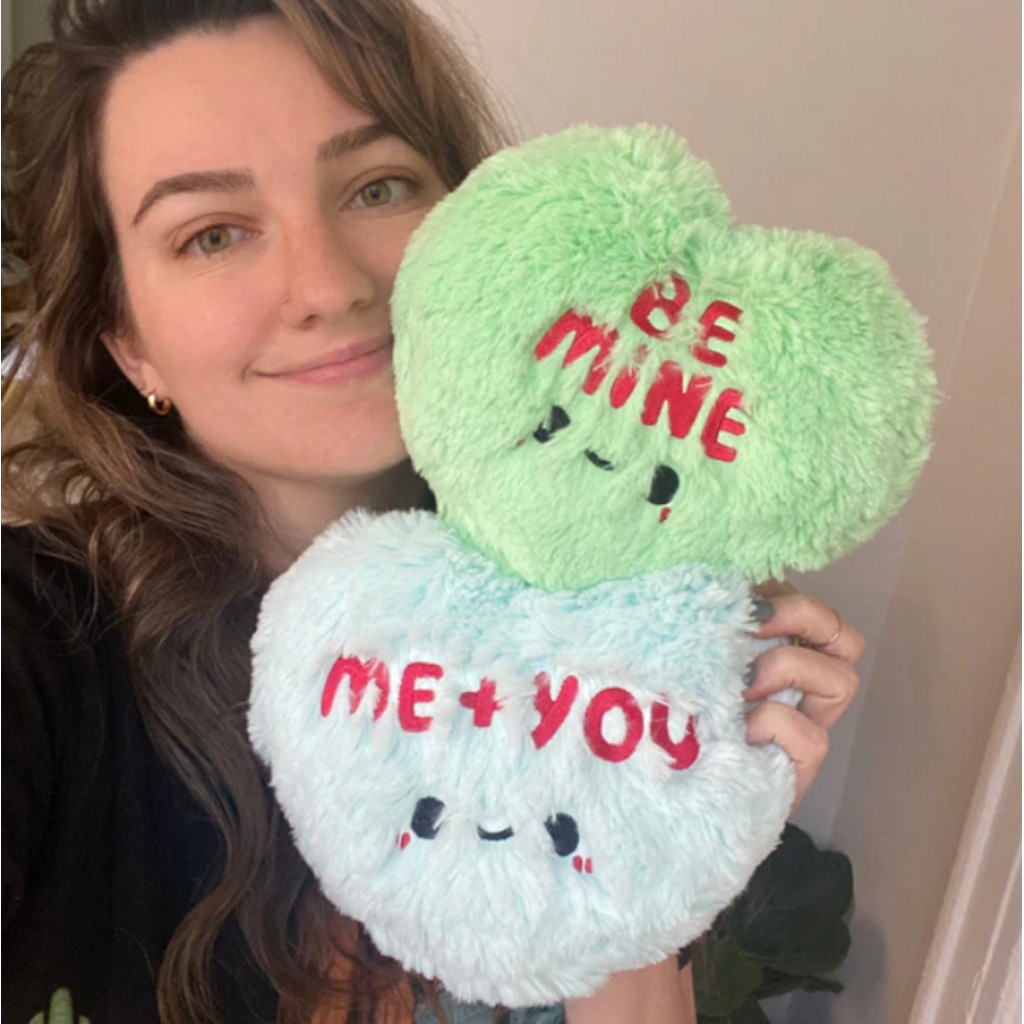 SQUISHABLE CANDY HEARTS SNACKER