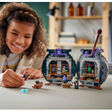 LEGO CAULDRON: SECRET POTIONS CLASSROOM