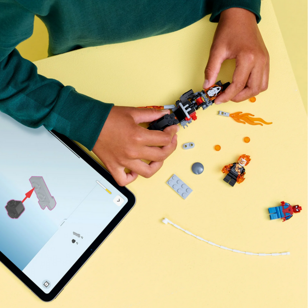 LEGO SPIDER-MAN VS. GHOST RIDER MOTORCYCLE