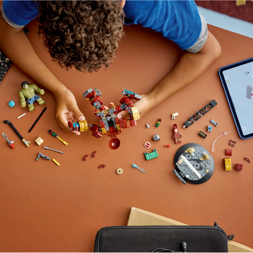 LEGO EPIC BATTLE: HULKBUSTER VS. THE HULK