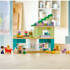 LEGO 3 in 1 MODERN FAMILY HOUSE WITH FIGURES