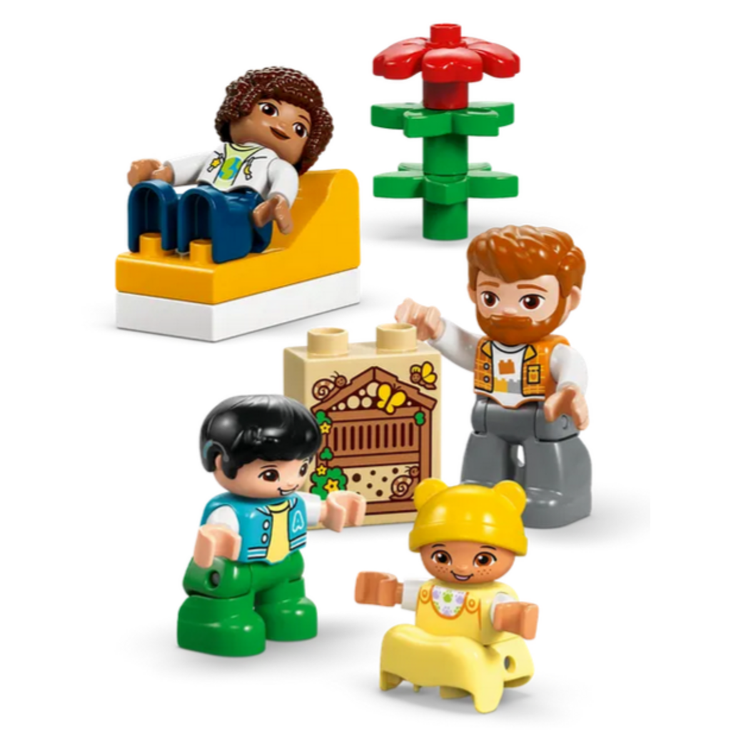 LEGO 3 in 1 MODERN FAMILY HOUSE WITH FIGURES