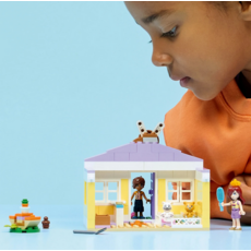 LEGO HEARTLAKE CITY BUNNY HOTEL