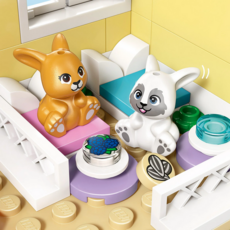 LEGO HEARTLAKE CITY BUNNY HOTEL