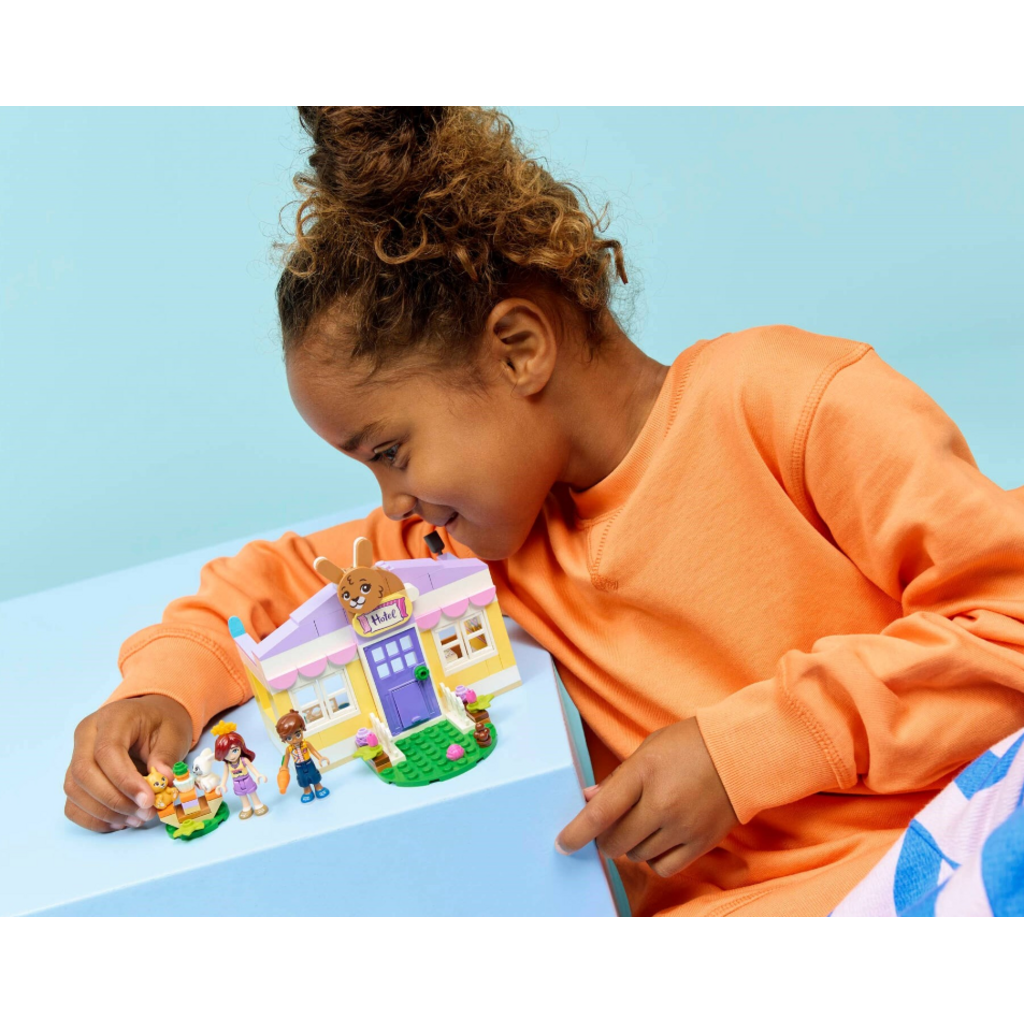 LEGO HEARTLAKE CITY BUNNY HOTEL