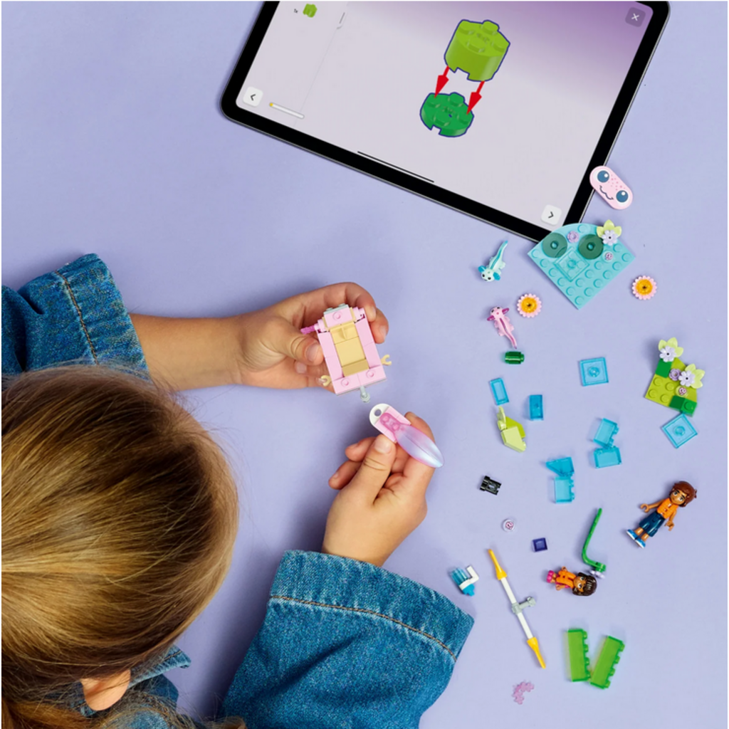 LEGO AXOLOTL ADVENTURE BOAT