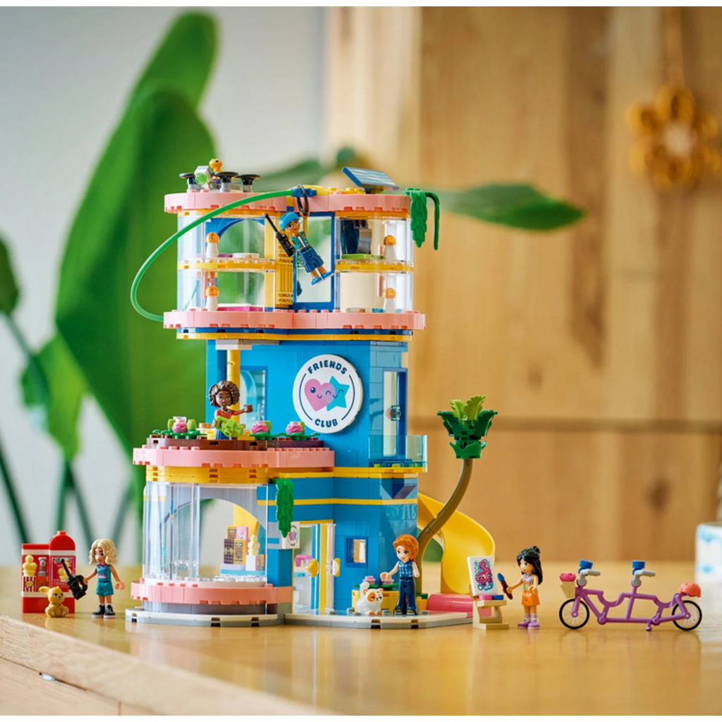 LEGO HEARTLAKE CITY FRIENDS CLUB HOUSE