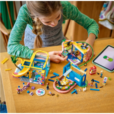 LEGO HEARTLAKE CITY FRIENDS CLUB HOUSE