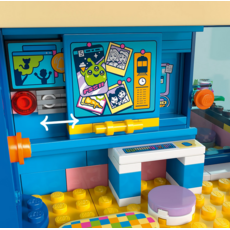 LEGO HEARTLAKE CITY FRIENDS CLUB HOUSE